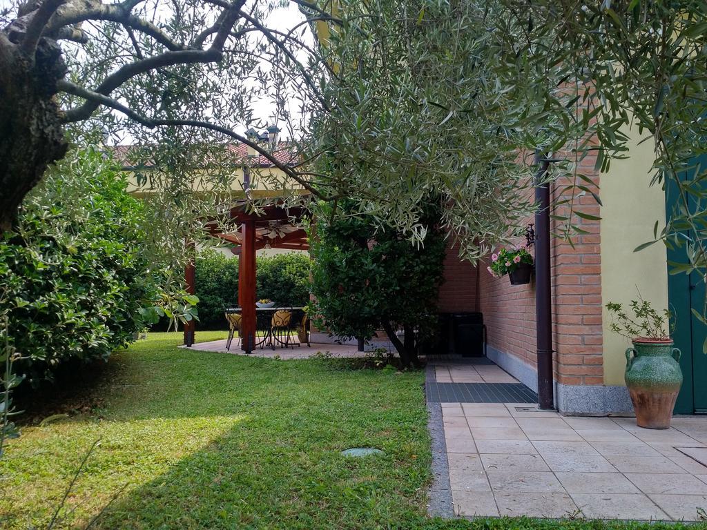 Villa Milena Arese Zewnętrze zdjęcie